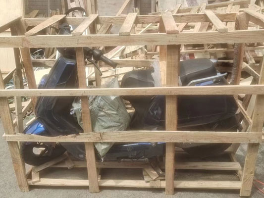 和静托运电瓶车